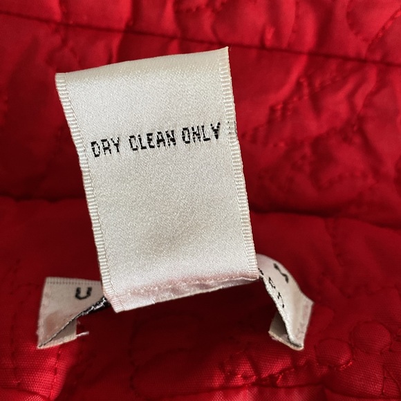 John Paul Richard Uniform Petite Red Silk Blend Jacket. Red Quilted Detail. PL - Picture 5 of 9